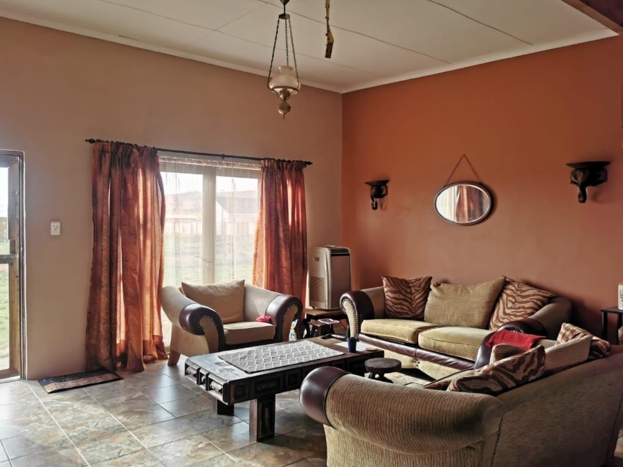 4 Bedroom Property for Sale in Hooikraal Western Cape
